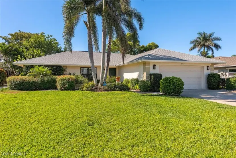 Picture of 4616 Chippendale Dr, Naples FL 34112