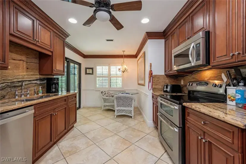 Picture of 4616 Chippendale Dr, Naples FL 34112
