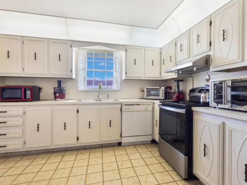 Picture of 672 Laconia Circle, Lake Worth FL 33467