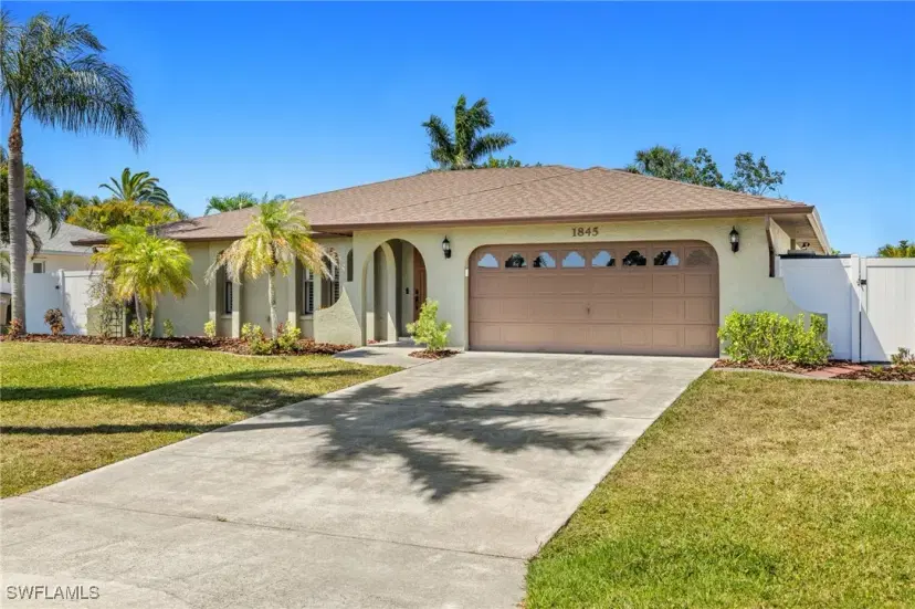 Picture of 1845 SE 5Th St, Cape Coral FL 33990