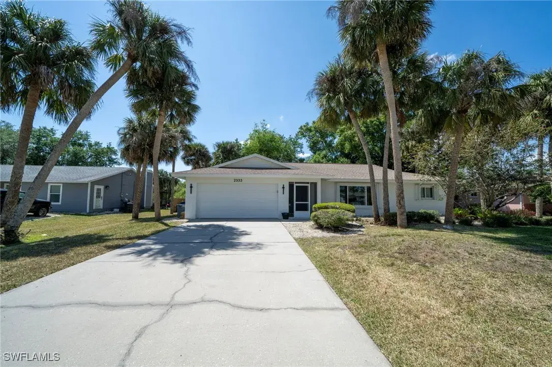 Picture of 2333 Westwood Rd, North Fort Myers, FL 33917