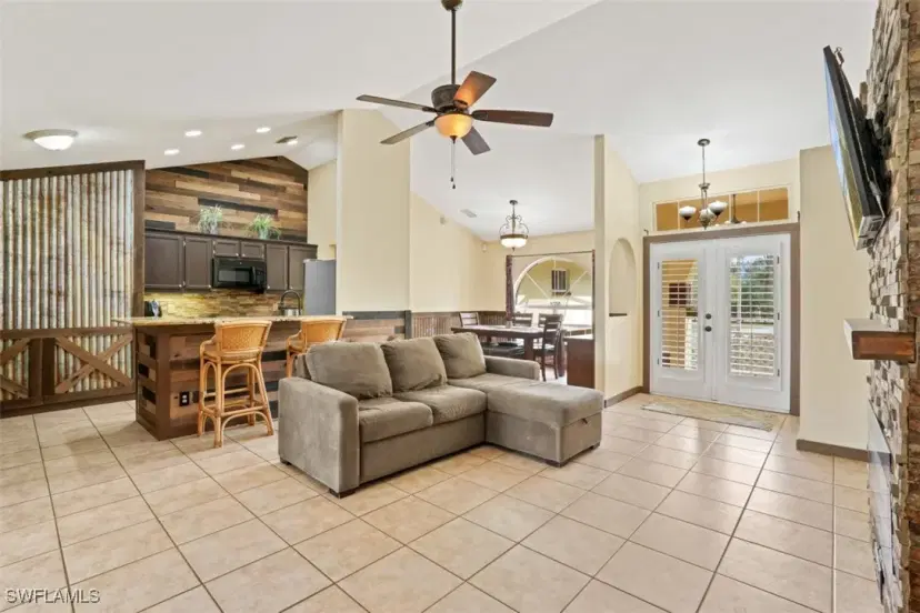 Picture of 2595 31St Ave Ne, Naples FL 34120