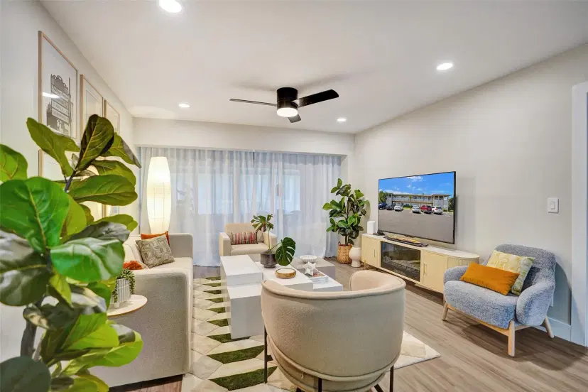 Picture of 1131 Violet Ter 102, Delray Beach FL 33445