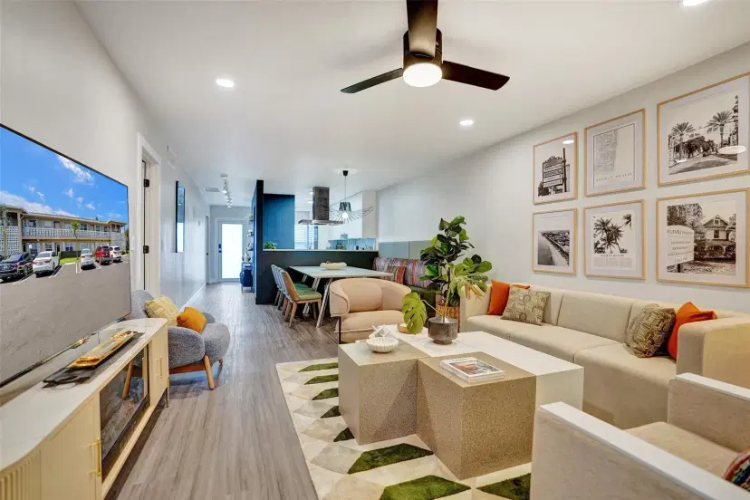 Picture of 1131 Violet Ter 102, Delray Beach FL 33445