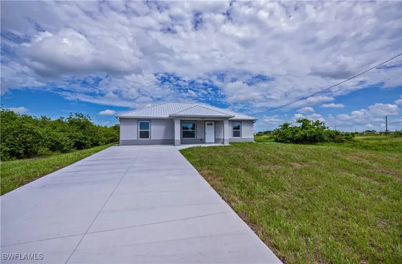 Picture of 3318 Clearview Cir, Labelle FL 33935
