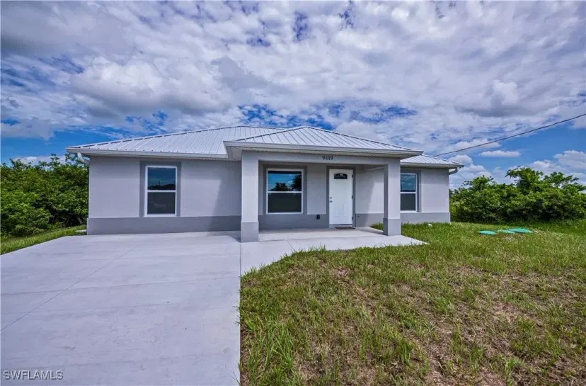 Picture of 3318 Clearview Cir, Labelle FL 33935