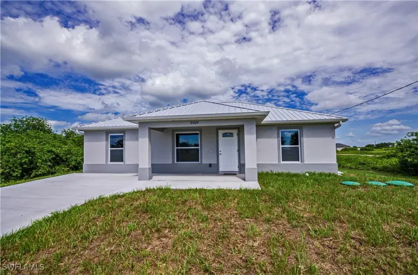Picture of 3318 Clearview Cir, Labelle FL 33935