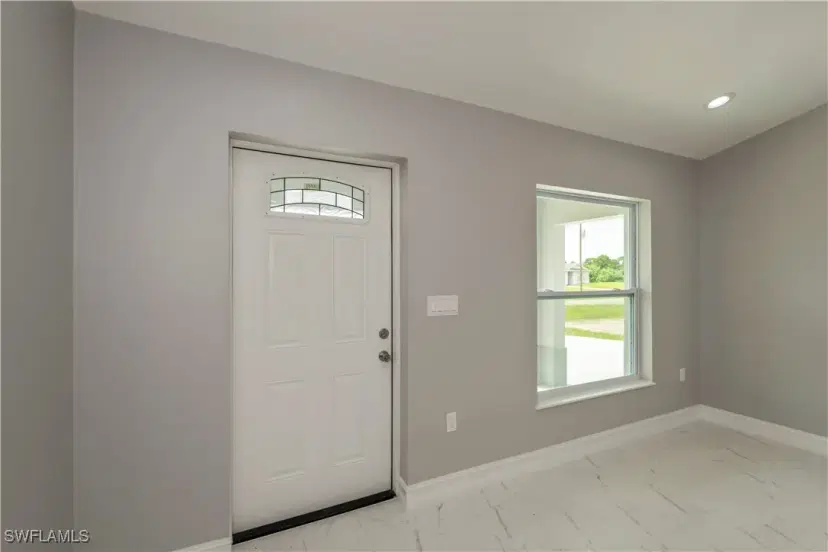 Picture of 3318 Clearview Cir, Labelle FL 33935