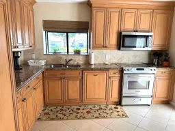 Picture of 12 Columbia Ct, Deerfield Beach, FL 33442