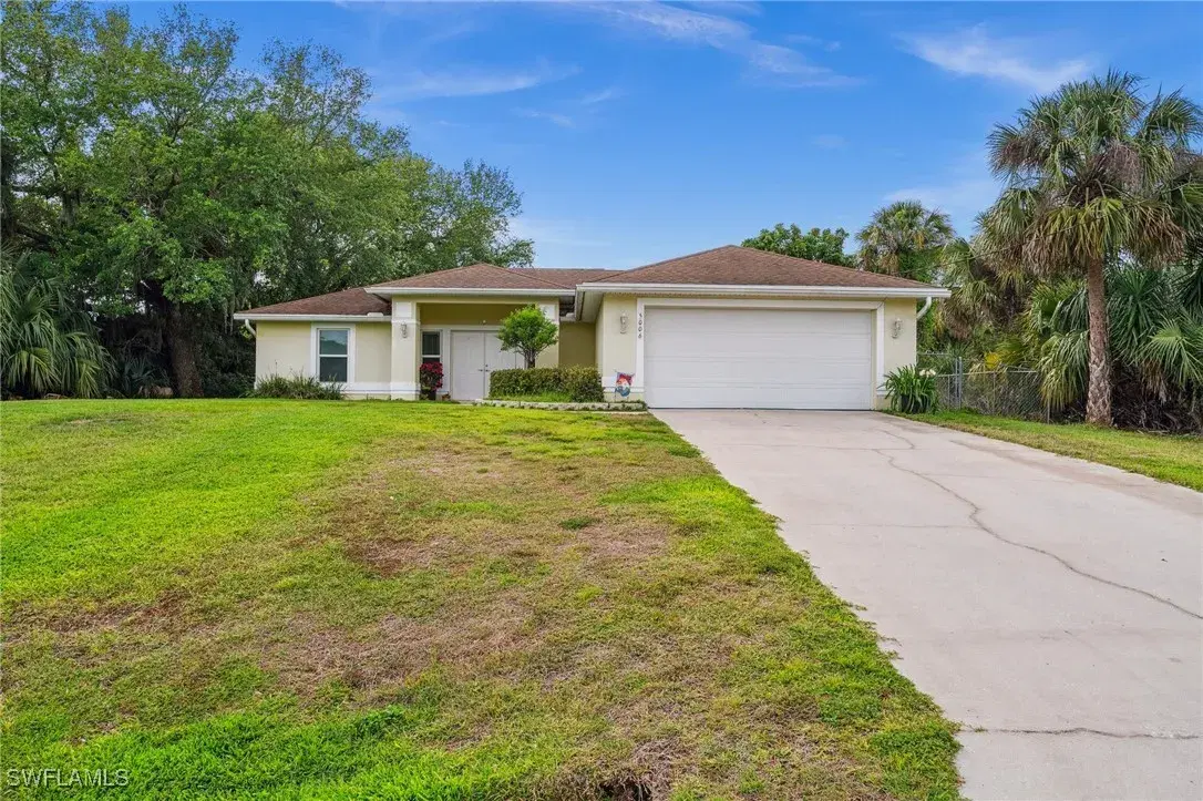 Picture of 5006 Wild Goose Cir, Labelle, FL 33935