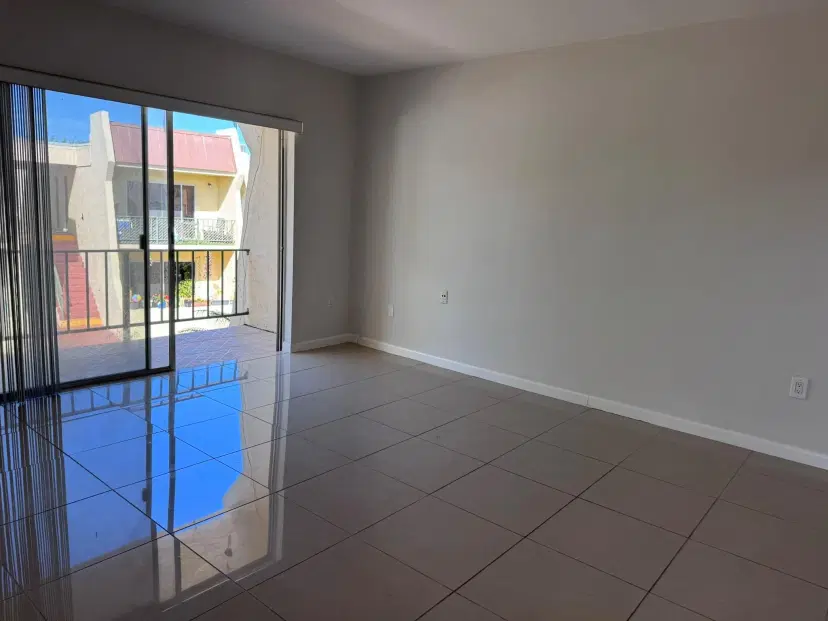 Picture of 13882 SW 90Th Ave 217, Miami FL 33176