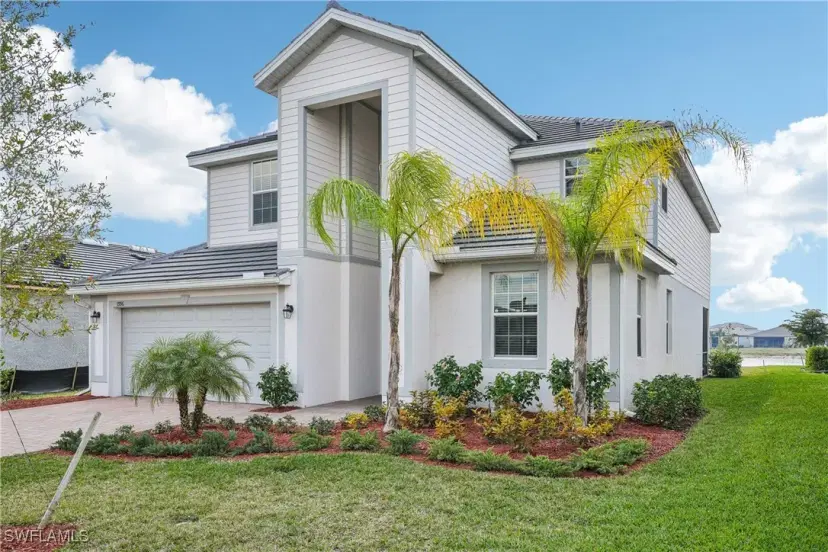 Picture of 3996 E Hampton Cir, Alva FL 33920