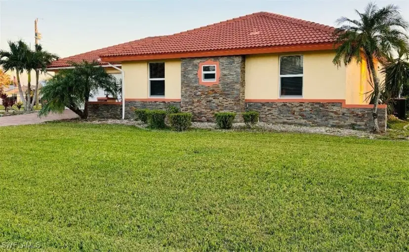 Picture of 136 SE 45Th Ter, Cape Coral FL 33904