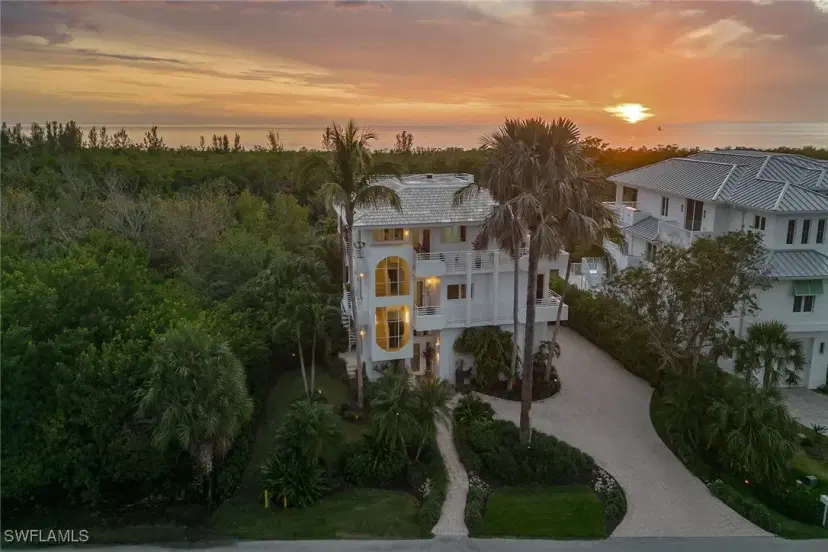 Picture of 616 Waterside Dr, Marco Island FL 34145-1842