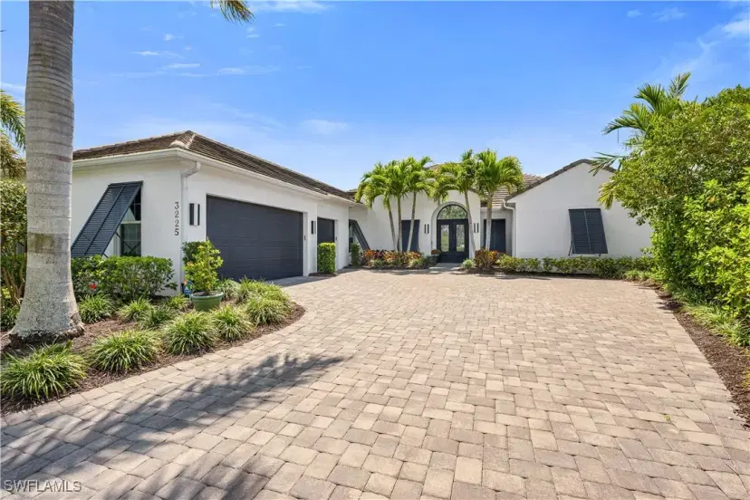 Picture of 3225 Cotuit Ct, Naples FL 34114
