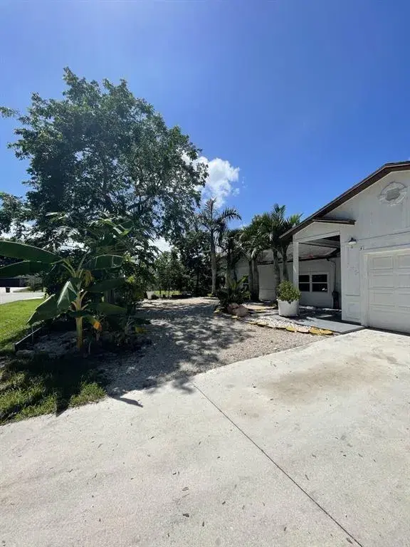 Picture of 885 SW Andrew Road, Port St Lucie FL 34953