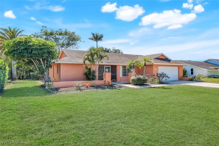 Picture of 268 Baltusrol Dr, Naples FL 34113