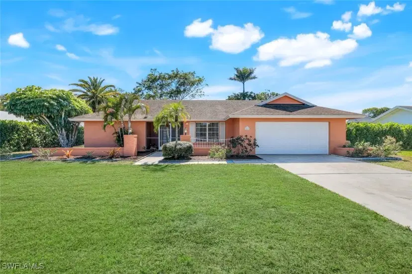 Picture of 268 Baltusrol Dr, Naples FL 34113