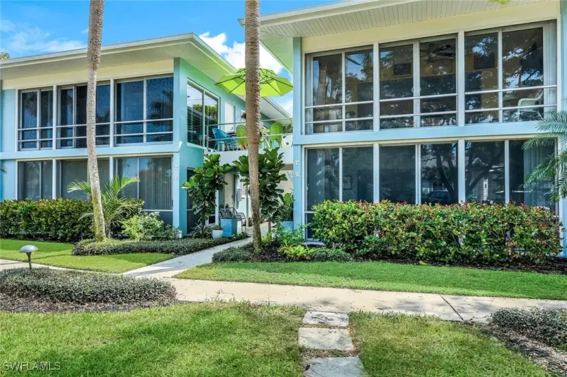 Picture of 744 Wedge Dr 23, Naples FL 34103