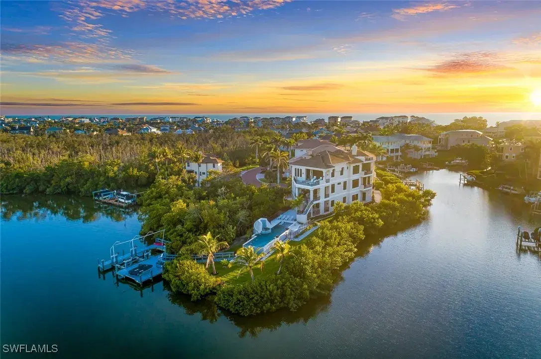 Picture of 171 Topanga Dr, Bonita Springs, FL 34134