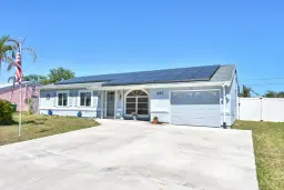 Picture of 557 SE Seahouse Drive, Port St Lucie, FL 34983