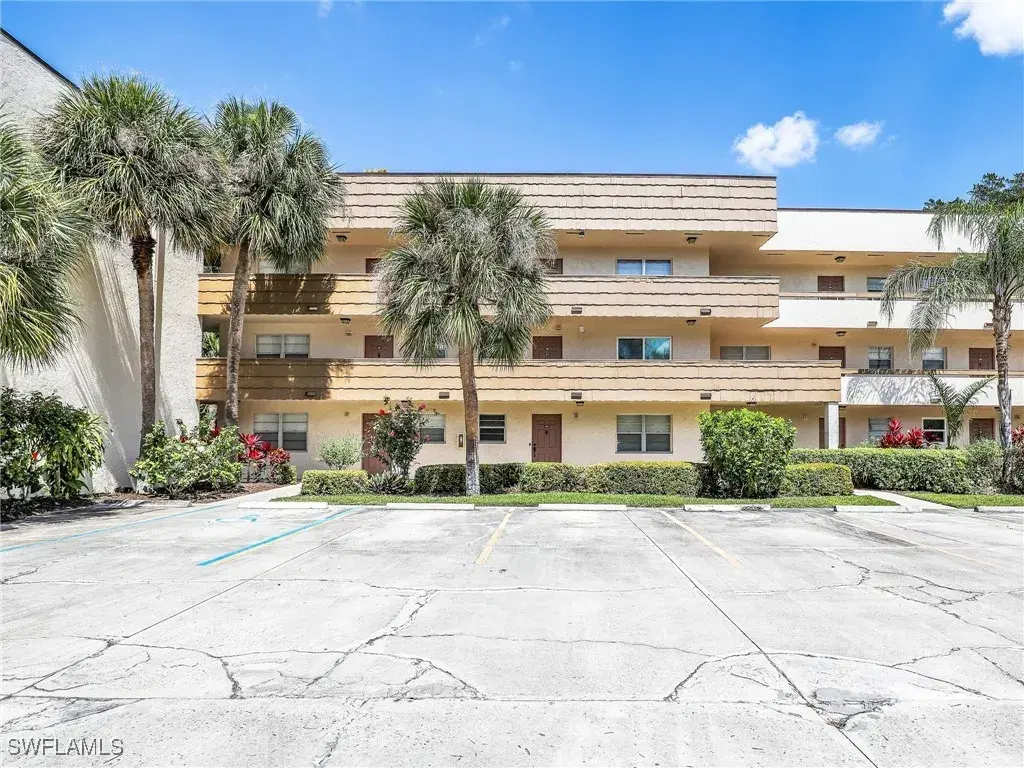 Picture of 499 Forest Lakes Blvd 308, Naples, FL 34105