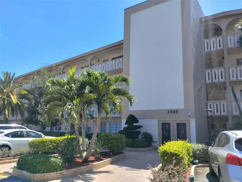 Picture of 3303 Aruba Way G4, Coconut Creek FL 33066