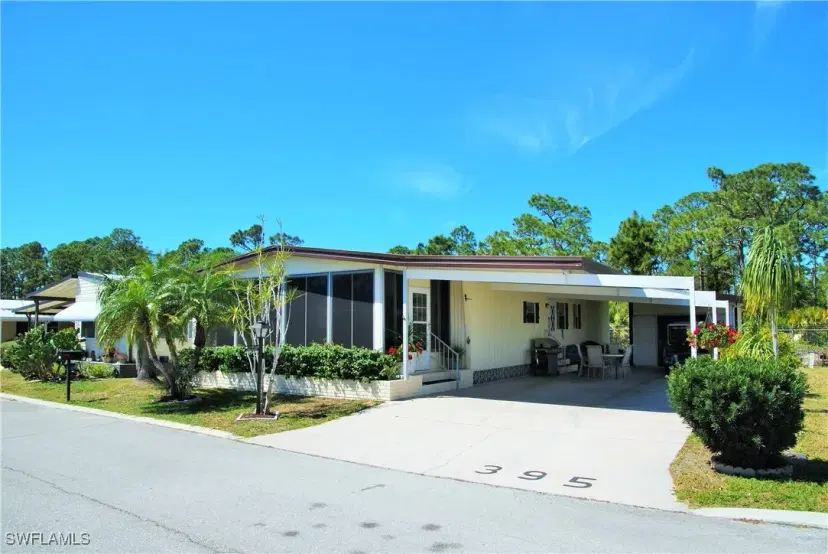Picture of 395 Snead Dr, North Fort Myers FL 33903