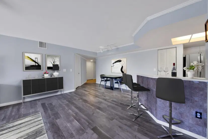 Picture of 600 Crestwood Court N 611, Royal Palm Beach FL 33411