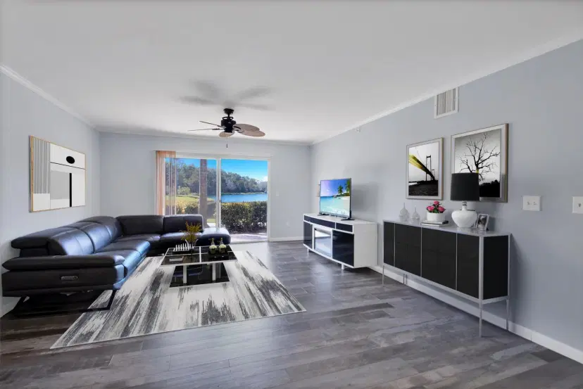 Picture of 600 Crestwood Court N 611, Royal Palm Beach FL 33411
