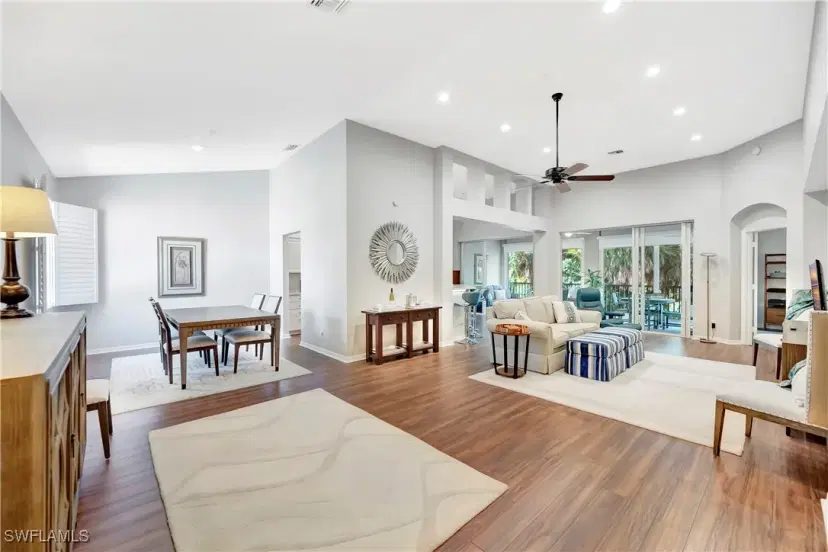 Picture of 1685 Winding Oaks Way 202, Naples FL 34109