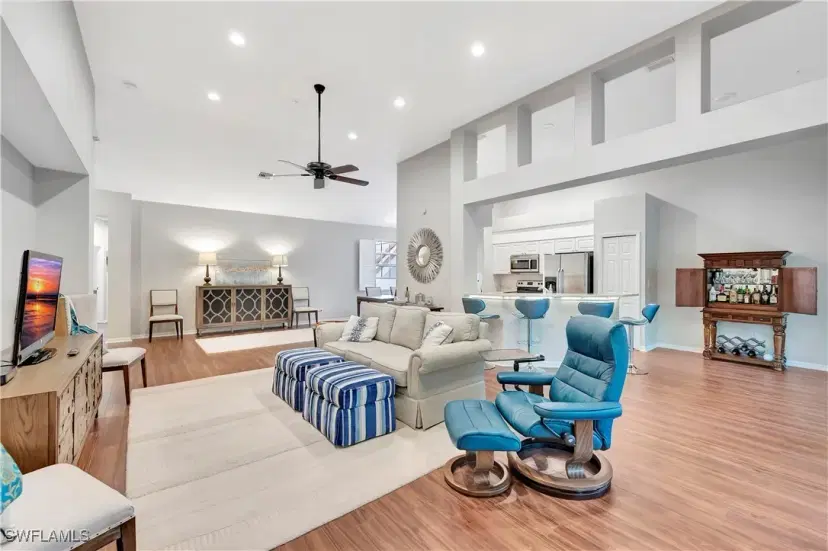 Picture of 1685 Winding Oaks Way 202, Naples FL 34109