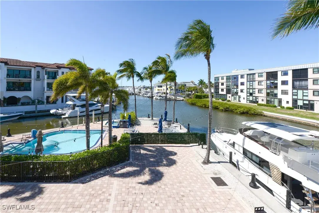 Picture of 1490 5Th Ave S 200B, Naples, FL 34102