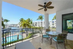 Picture of 1490 5Th Ave S 200B, Naples, FL 34102