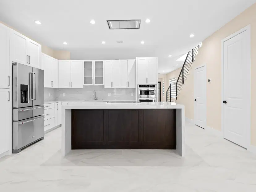 Picture of 1215 N Victoria Park Rd, Fort Lauderdale FL 33304