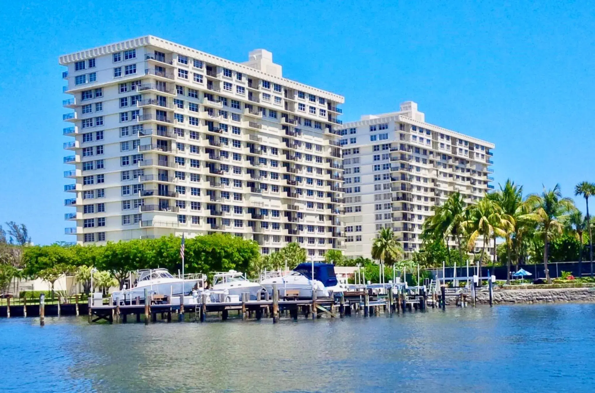 Picture of 2121 N Ocean Boulevard 305W, Boca Raton, FL 33431