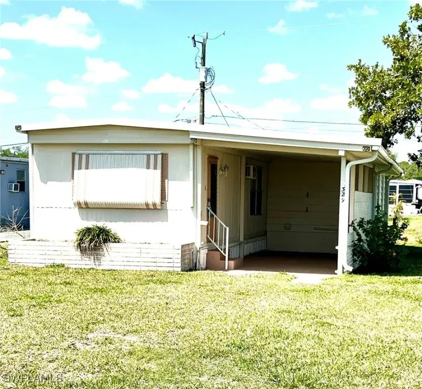 Picture of 329 Lantern Ln, North Fort Myers, FL 33917