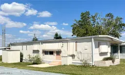 Picture of 329 Lantern Ln, North Fort Myers, FL 33917