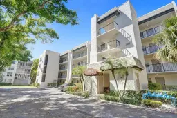 Picture of 9235 Lagoon Pl 410, Davie, FL 33324