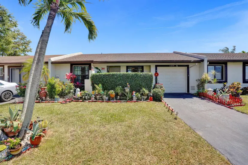 Picture of 15899 Laurel Oak Circle, Delray Beach FL 33484