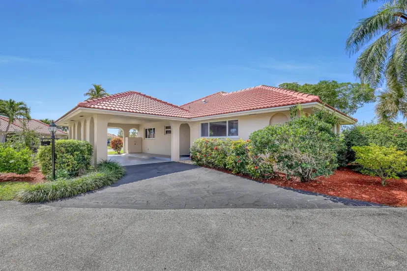 Picture of 240 Rio Vista Circle, Atlantis FL 33462