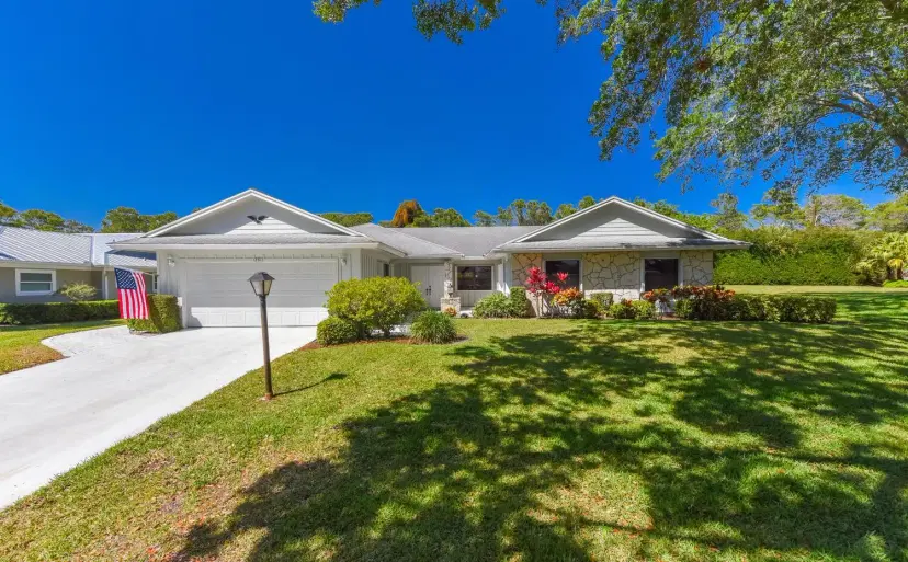 Picture of 12812 SE Royal Troon Court, Hobe Sound FL 33455