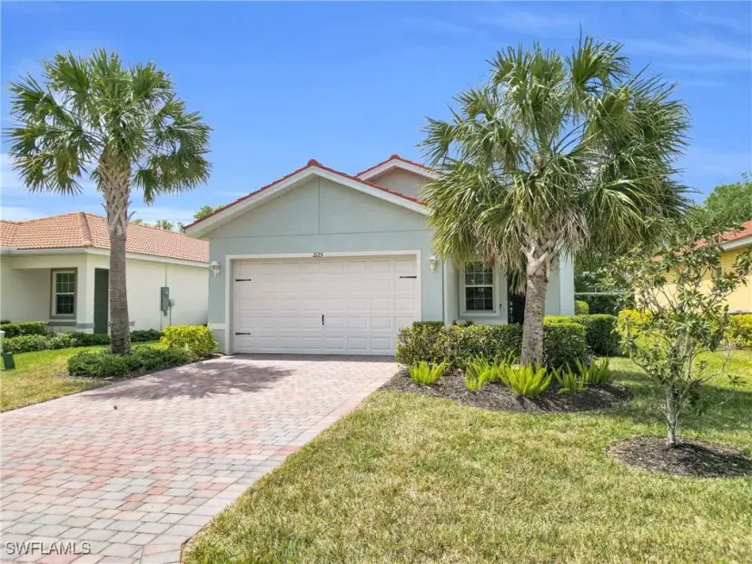 Picture of 2125 Summersweet Dr, Alva FL 33920