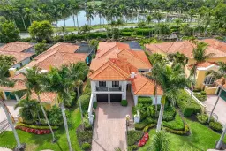 Picture of 2749 Medallist Ln, Naples, FL 34109