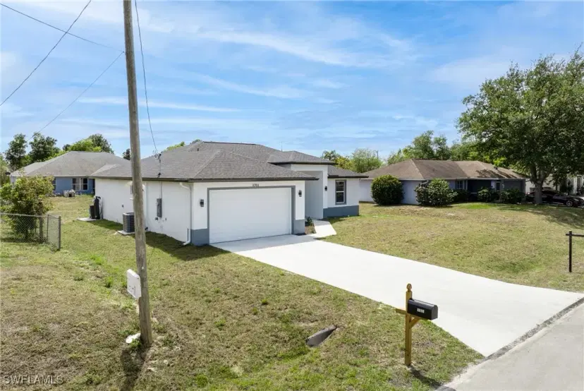 Picture of 3703 11Th St W, Lehigh Acres FL 33971