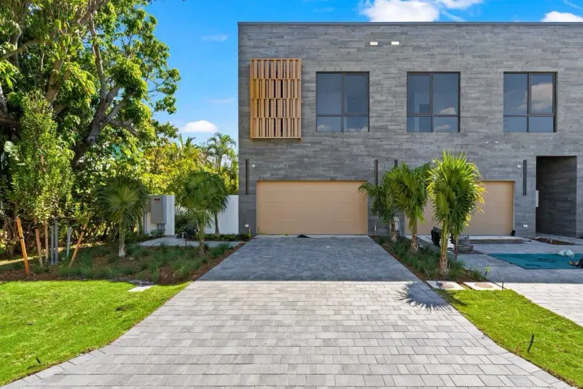 Picture of 923 NE 8Th Avenue, Delray Beach FL 33483