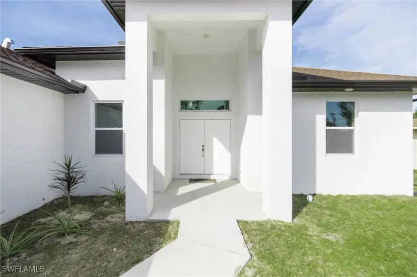 Picture of 127 Connecticut Rd, Lehigh Acres FL 33936