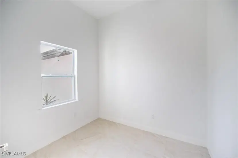 Picture of 127 Connecticut Rd, Lehigh Acres FL 33936