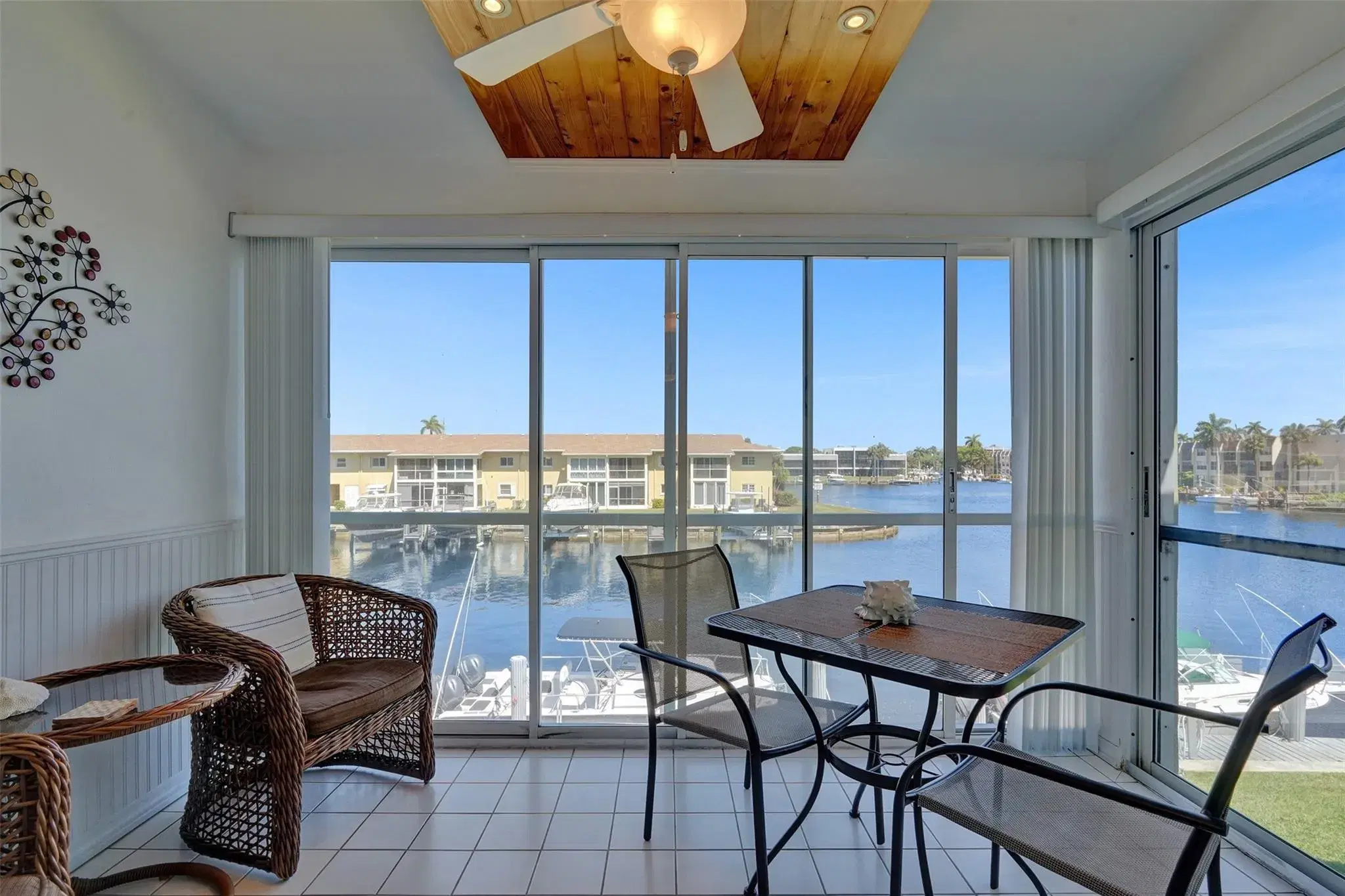 Picture of 930 SE 9Th Ave 16, Pompano Beach, FL 33060