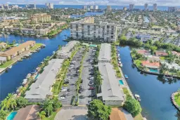 Picture of 930 SE 9Th Ave 16, Pompano Beach, FL 33060